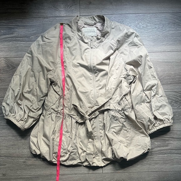 Banana Republic Cream Tan Bubble Hem Long Sleeve Rain Jacket Fall Size XL - Picture 3 of 9